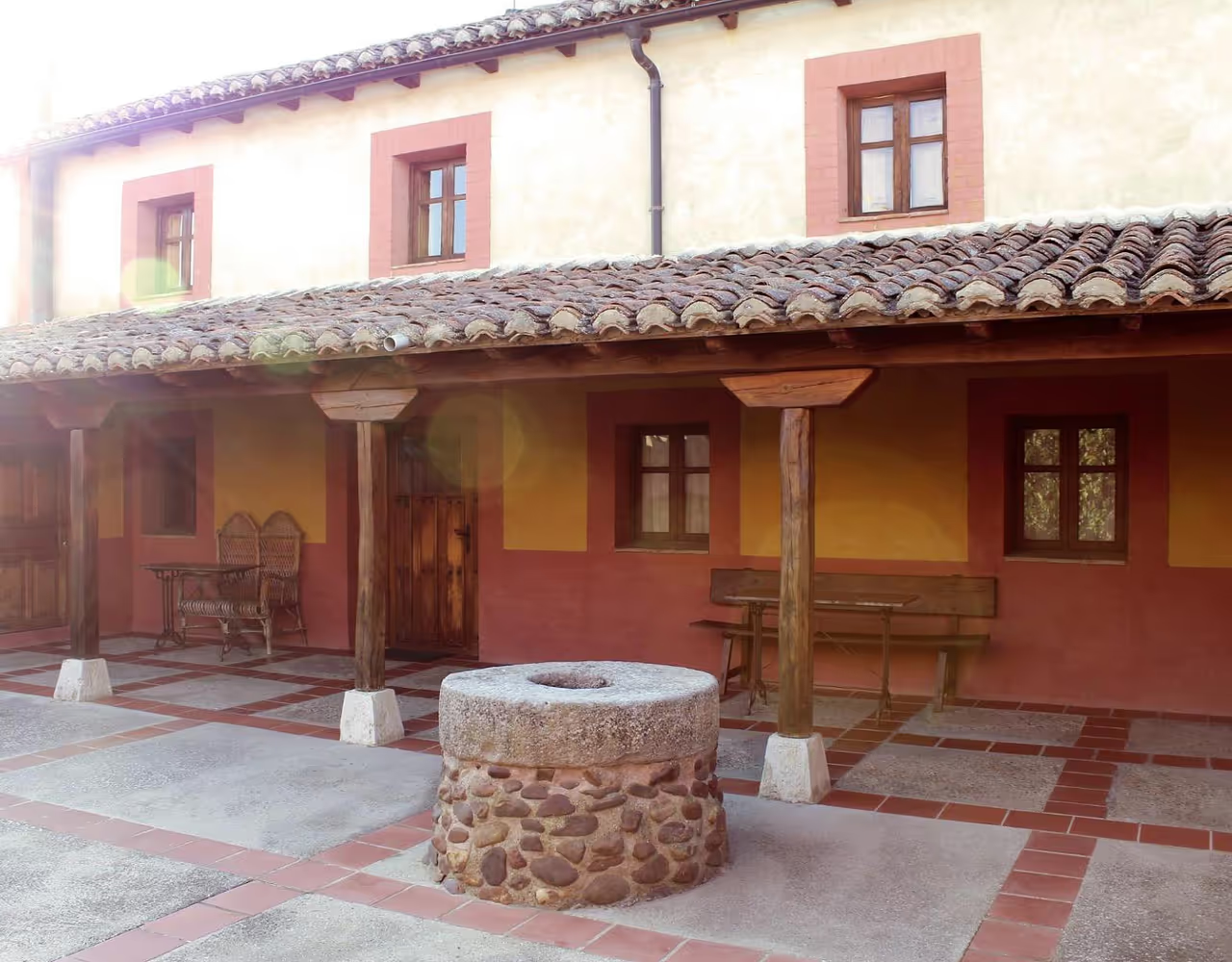 Patio Castellano